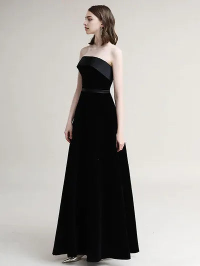 Elegant Red A-Line Strapless Classic-Sleeve Classic-Back Floor-Length Evening Dress