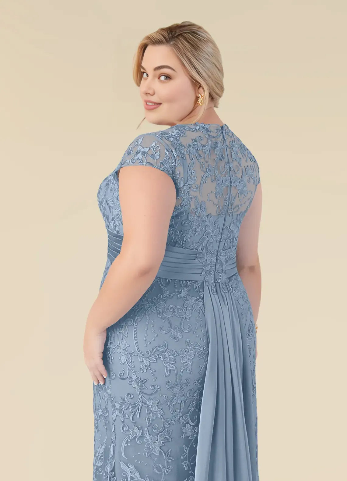 Elegant Dusty Blue Chiffon Mermaid Scoop Neck Floor-Length Mother of the Bride Dress