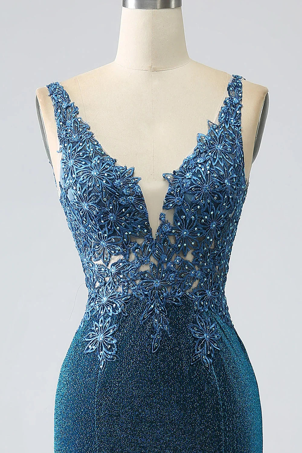 Beautiful Timeless Special Occasion Elegant Red Lace Mermaid V-Neck Sleeveless Prom Dress