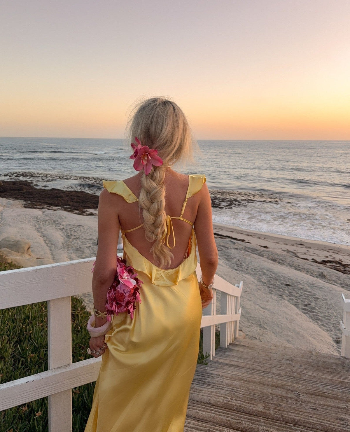 Graceful Stylish Elegant Yellow Lace Sheath Square Neck Sleeveless Floor-Length Prom Dress