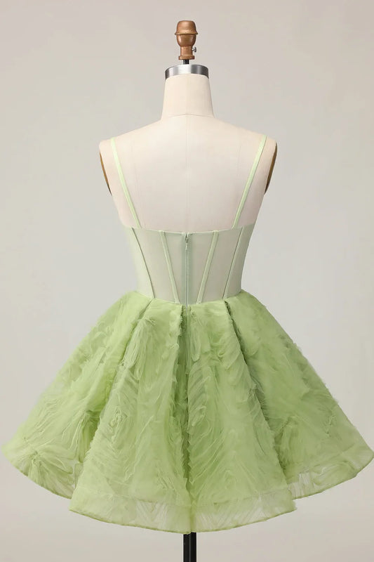 Elegant Green Lace A-Line Classic-Neck Sleeveless Lace-Up-Back Mini-Length Homecoming Dress