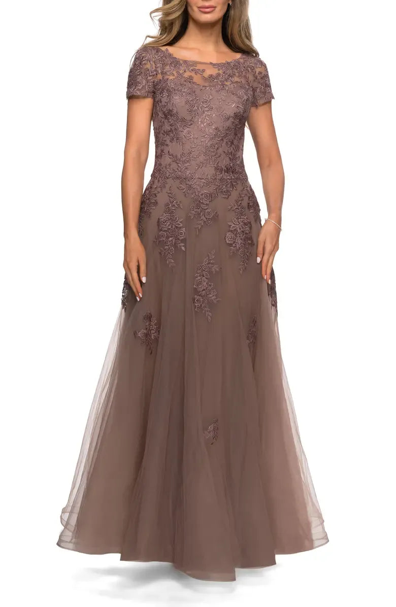 Elegant Red Tulle A-Line Scoop Neck Short Sleeve Floor-Length Mother of the Bride Dress