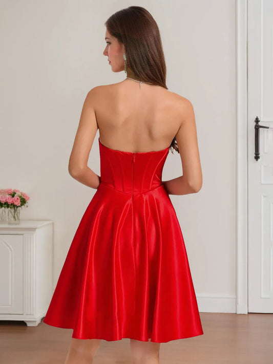 Elegant Red A-Line Sweetheart Sleeveless Backless Mini-Length Homecoming Dress
