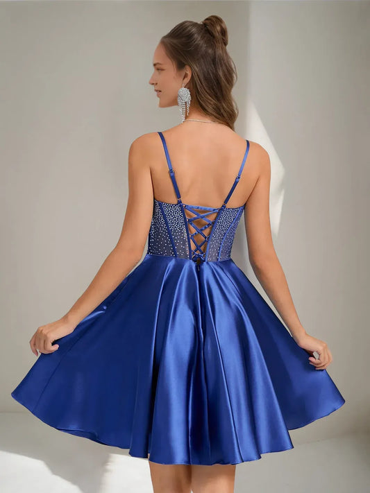 Elegant Red Lace A-Line Classic-Neck Sleeveless Lace-Up-Back Mini-Length Homecoming Dress