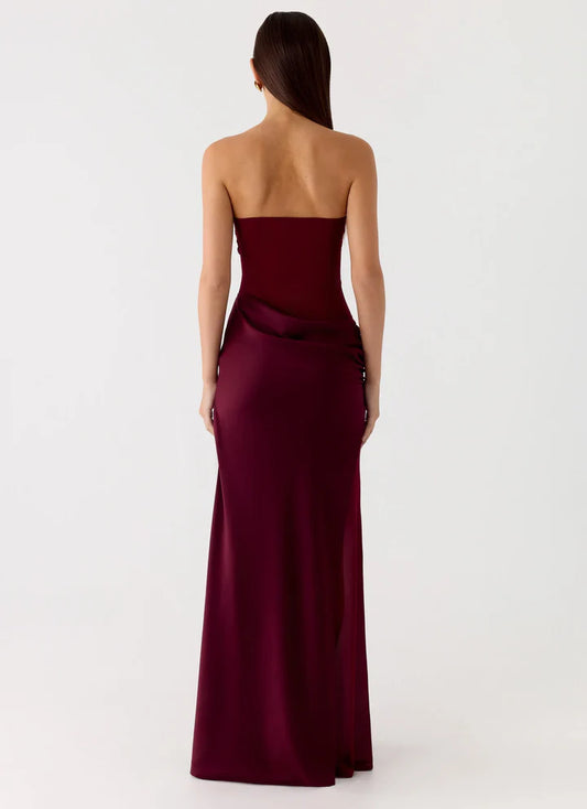 Luxurious Red Mermaid Strapless Classic-Sleeve Classic-Back Mini-Length Prom Dress