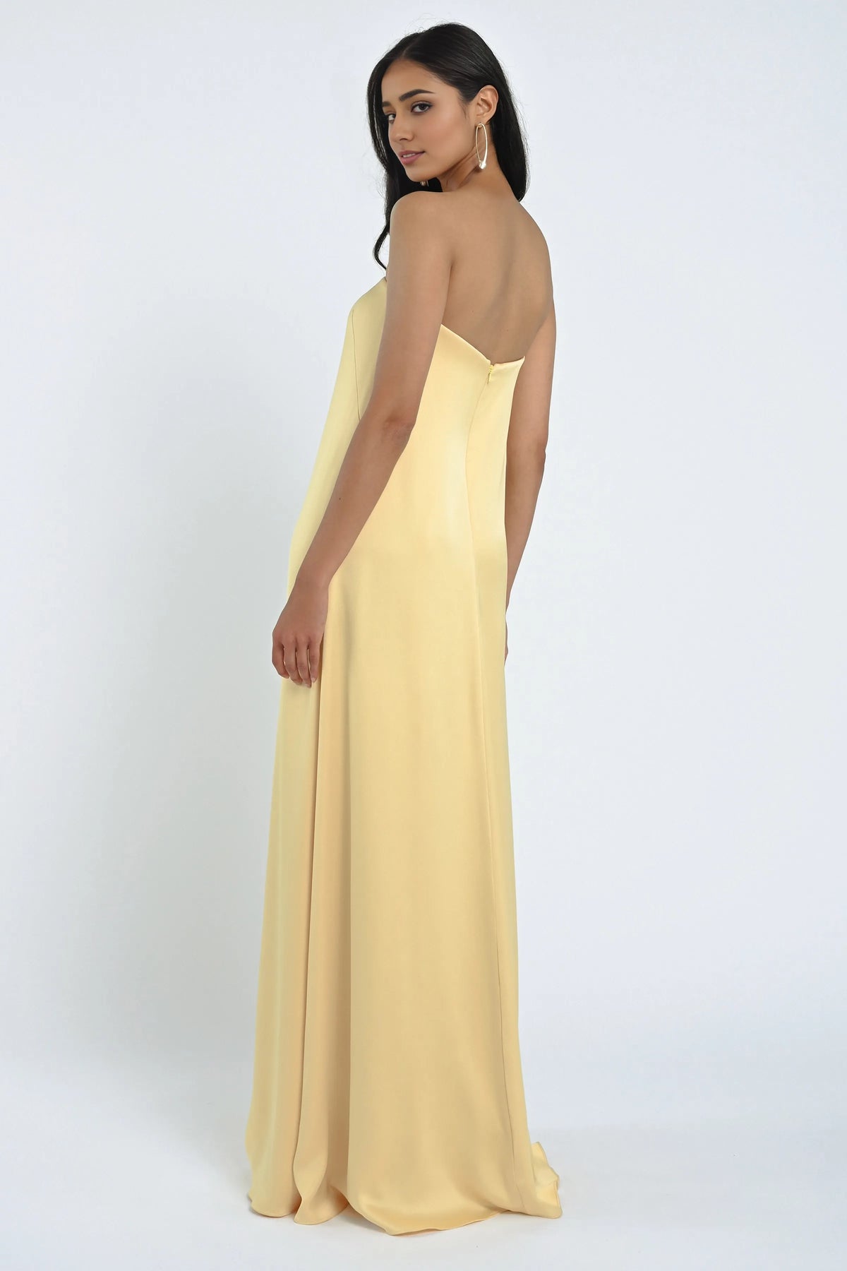 Sophisticated Graceful Stylish Refined Elegant Satin A-Line Strapless Sleeveless Floor-Length Bridesmaid Dress