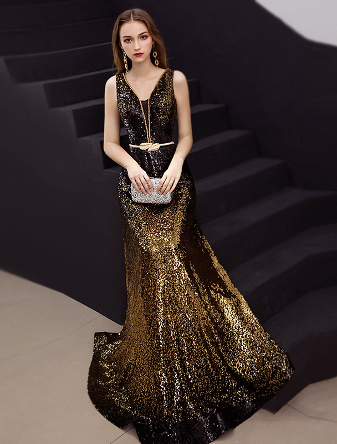 Minimalist Elegant Party Wear Formal Evening Dress V Neck Sleeveless Floor Length
