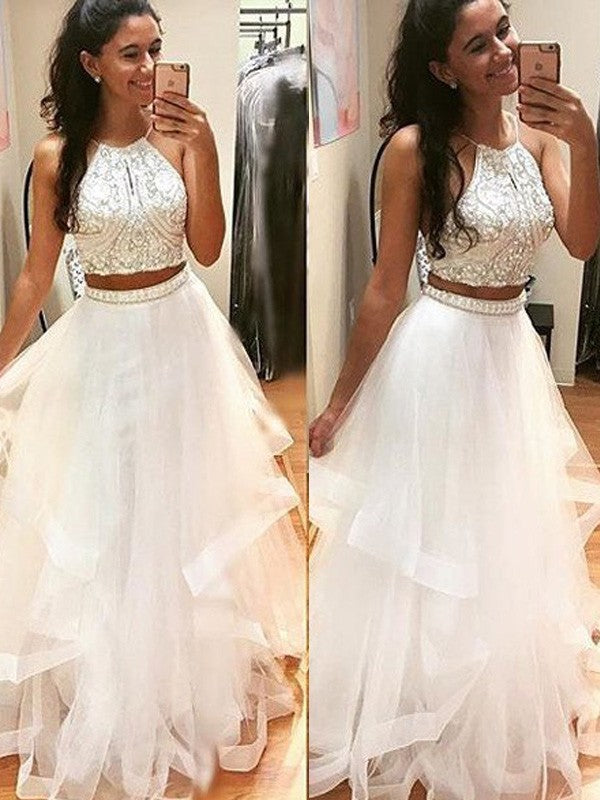 A-Line/Princess Sleeveless Halter Floor-Length Beading Dresses