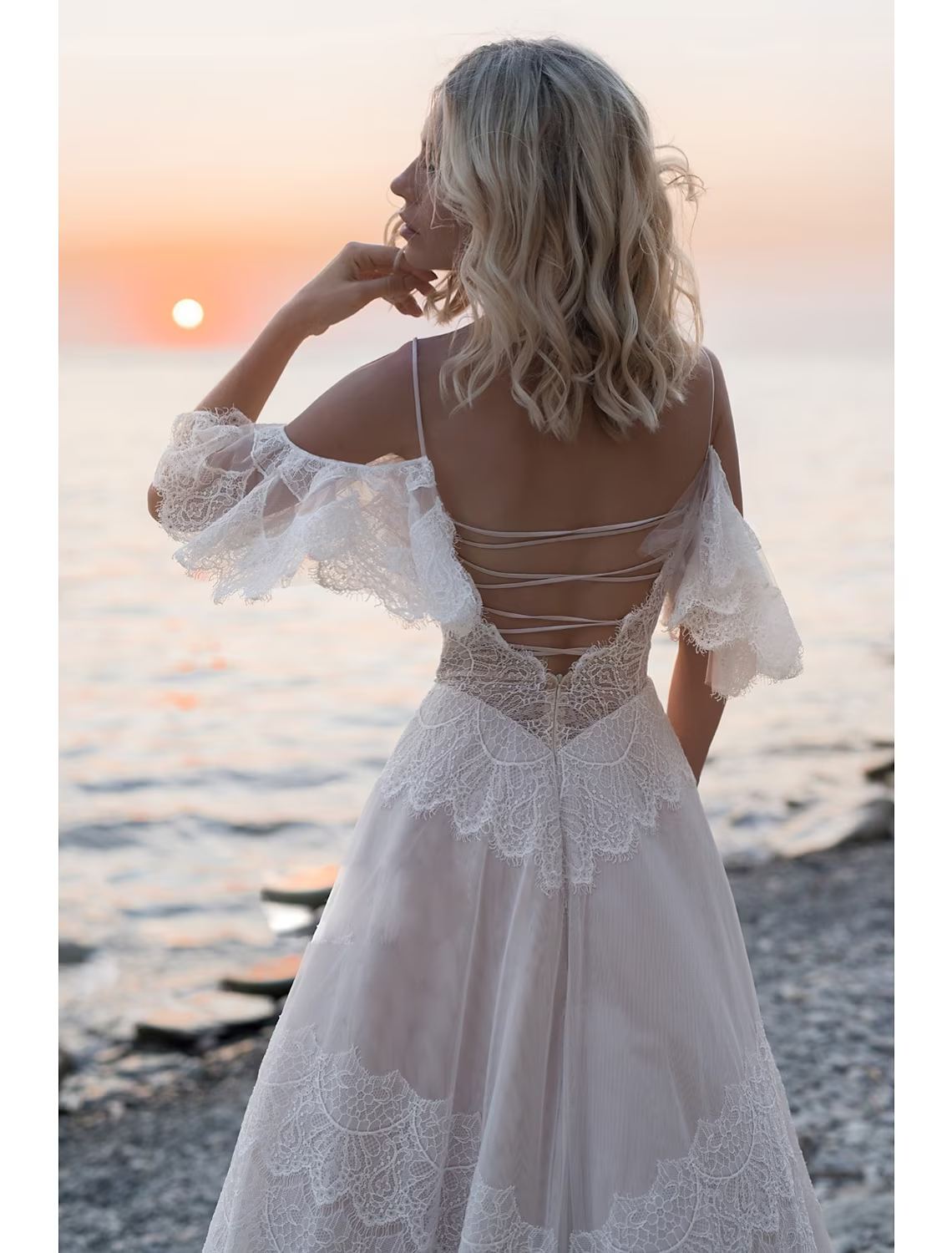 Beach Open Back Wedding Dresses Train A-Line Short Sleeve V Neck