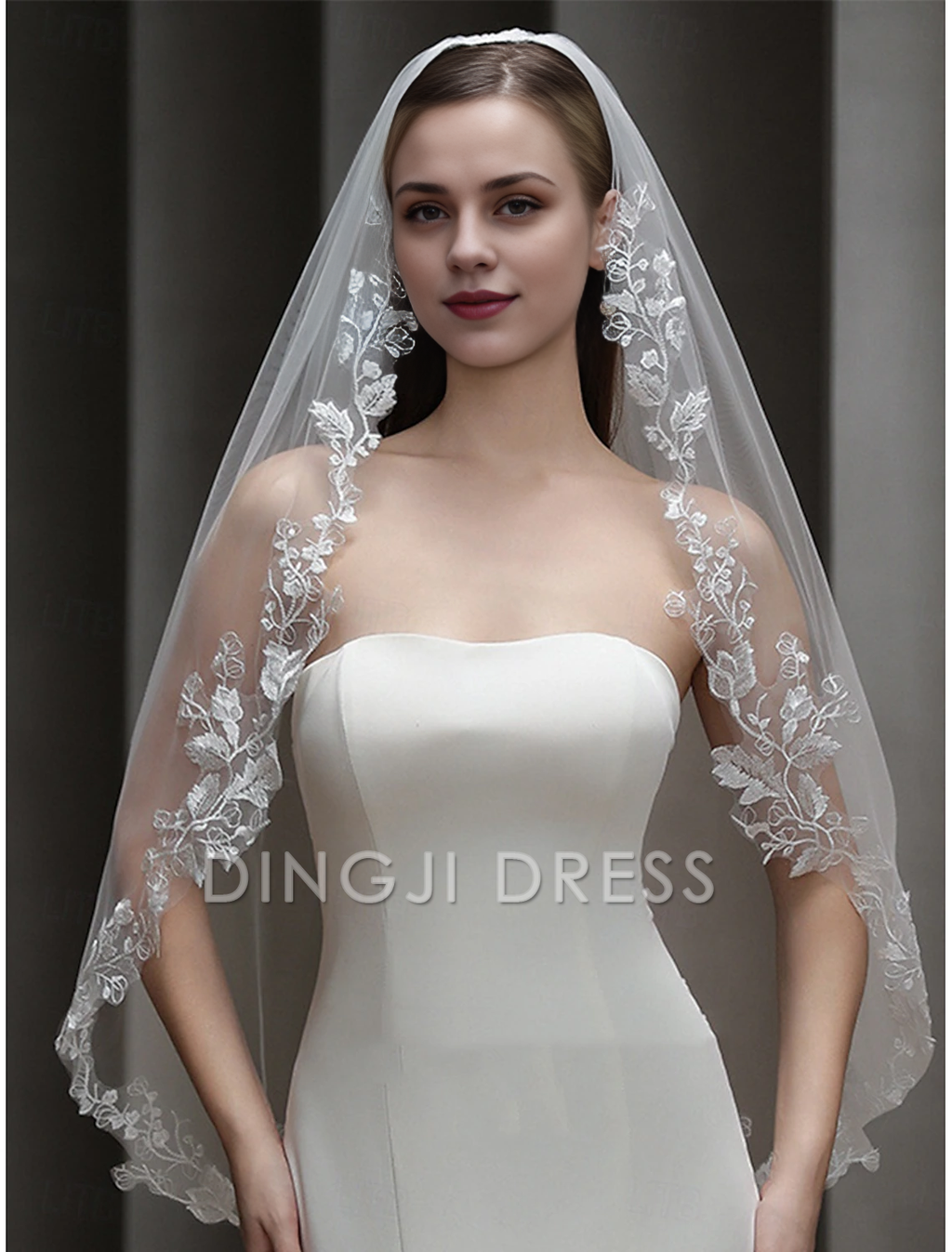 Ding Ji One-tier Comtemporary Stylish Wedding Veil Cathedral Veils Embroidery Sweet Hot Sale Veil