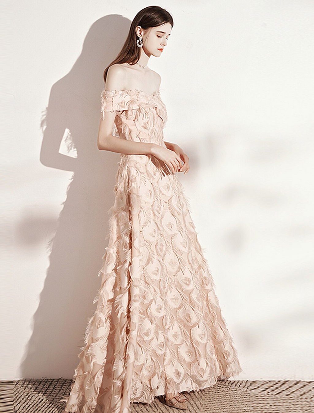 Evening Gown Minimalist Dress Formal Evening Floor Length Short Sleeve Off Shoulder Nylon with Feather