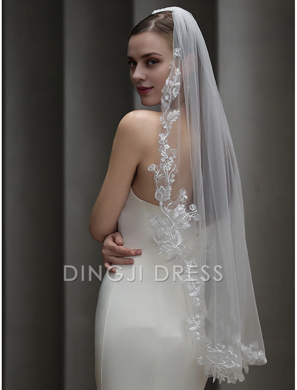 Ding Ji One-tier Comtemporary Stylish Wedding Veil Cathedral Veils Embroidery Sweet Hot Sale Veil