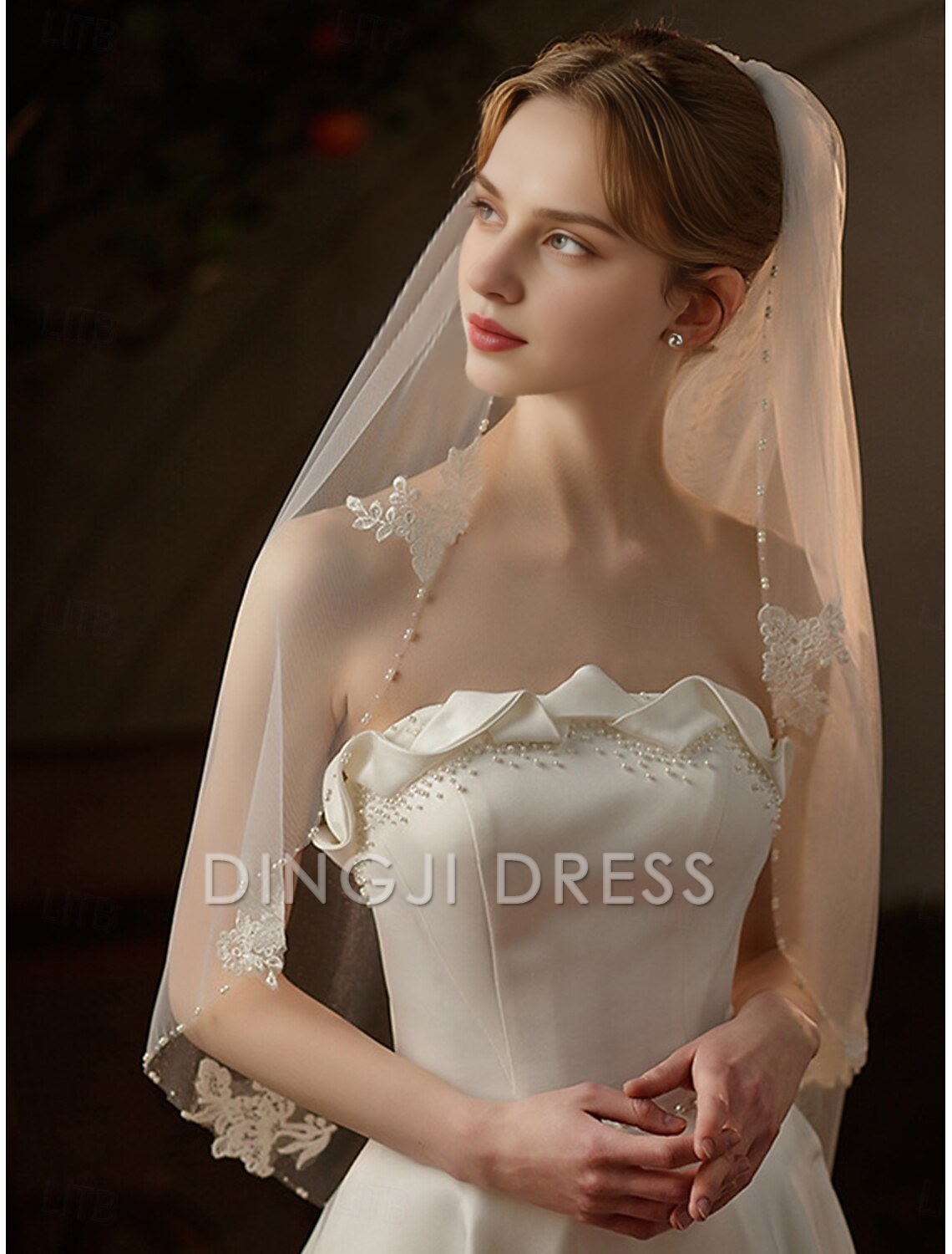 DingJi One-tier Comtemporary Stylish Wedding Veil Elbow Veils Romantic Flower Hot Sale Veil