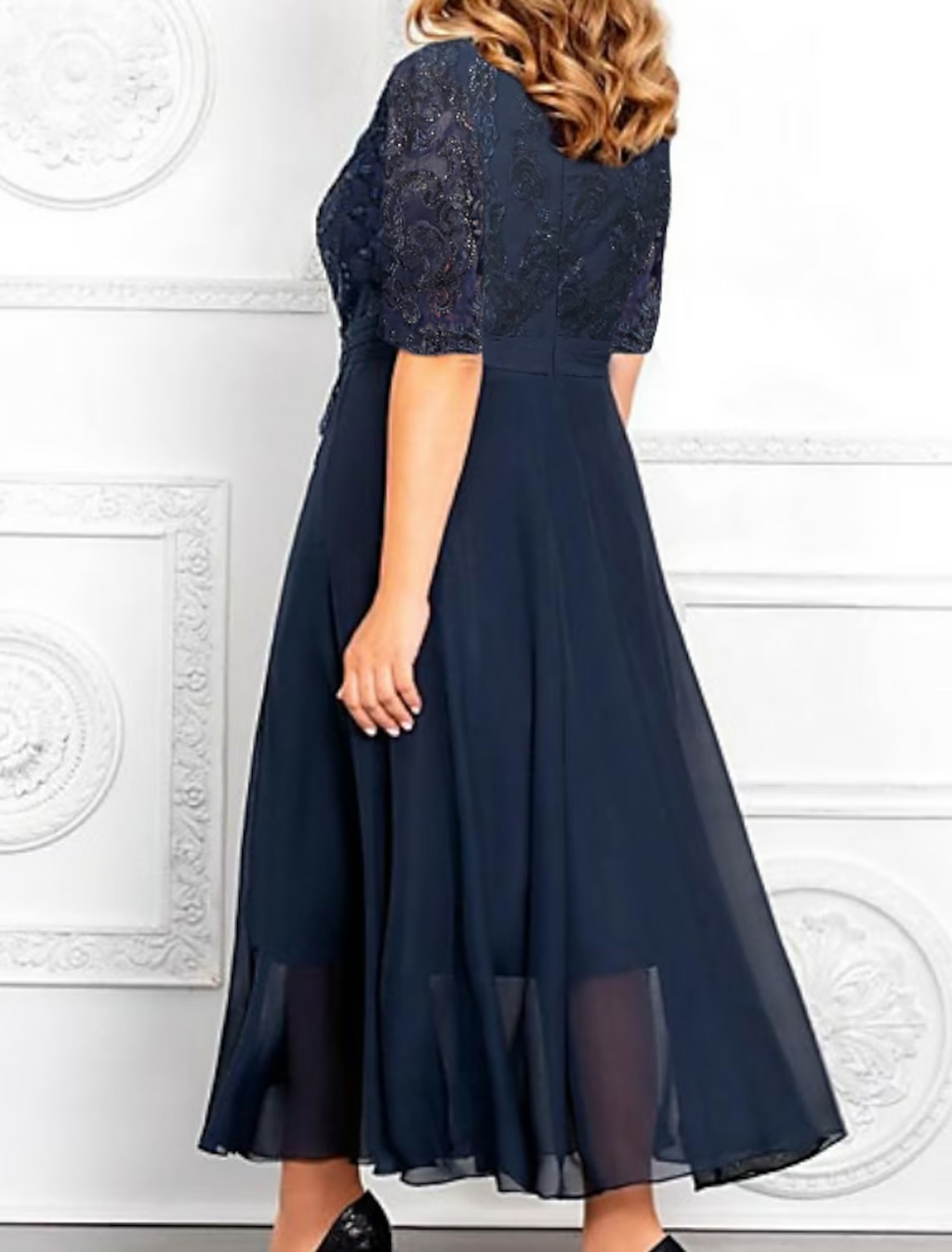 Mother of the Bride Dress Plus Size Elegant V Neck Ankle Length Half Sleeve with Appliques