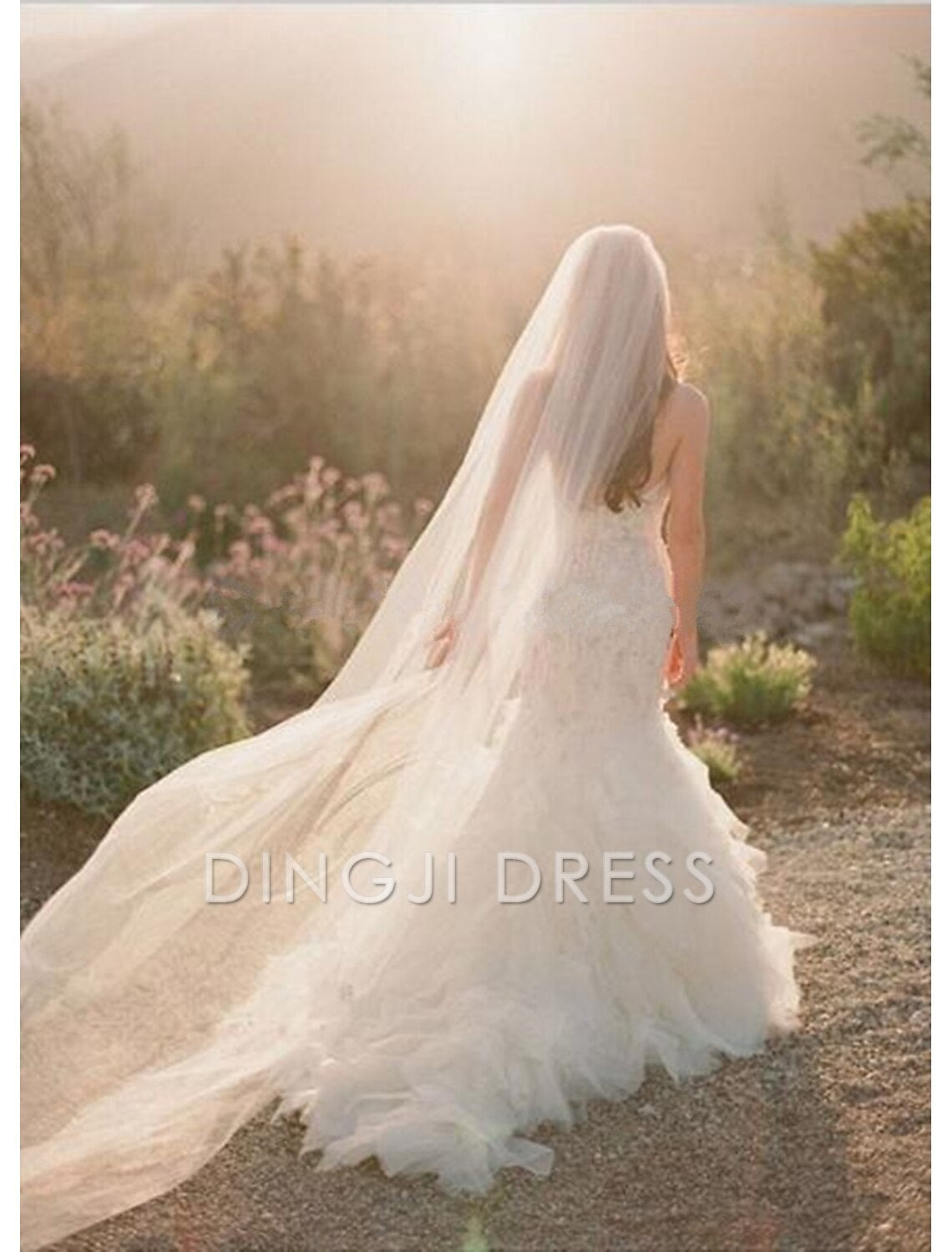 Ding Ji One-tier Cut Edge Wedding Veil Chapel Veils with Flower Comb Angel cut Waterfall Fantastic Hot Sale Veil