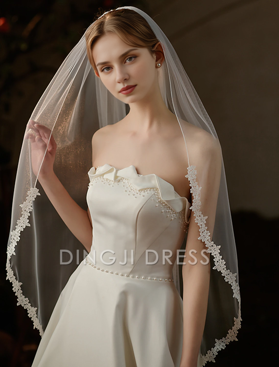 Ding Ji One-tier Sweet Wedding Veil Fingertip Veils Fashion Pure Color Hot Sale Veil