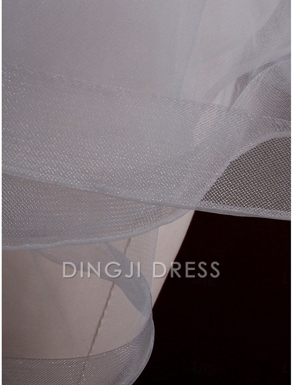 Ding Ji One-tier Comtemporary Stylish Wedding Veil Cathedral Veils Fringe Luxurious Hot Sale Veil