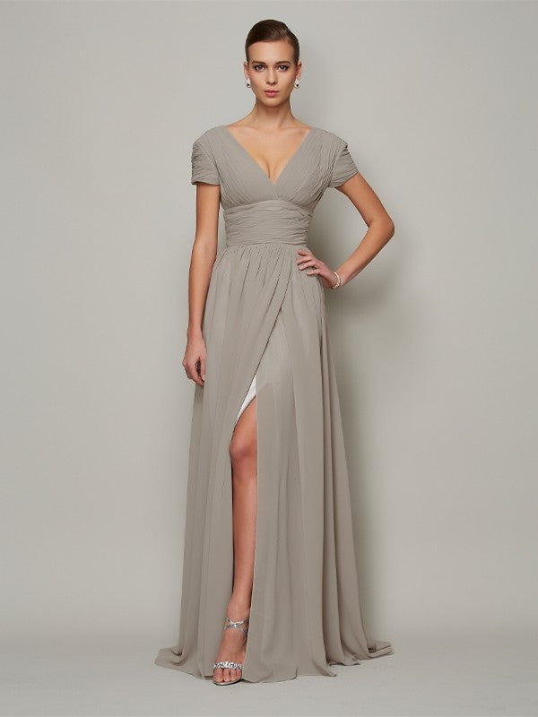 A-Line/Princess V-neck Short Sleeves Long Mother of the Bride Dresses
