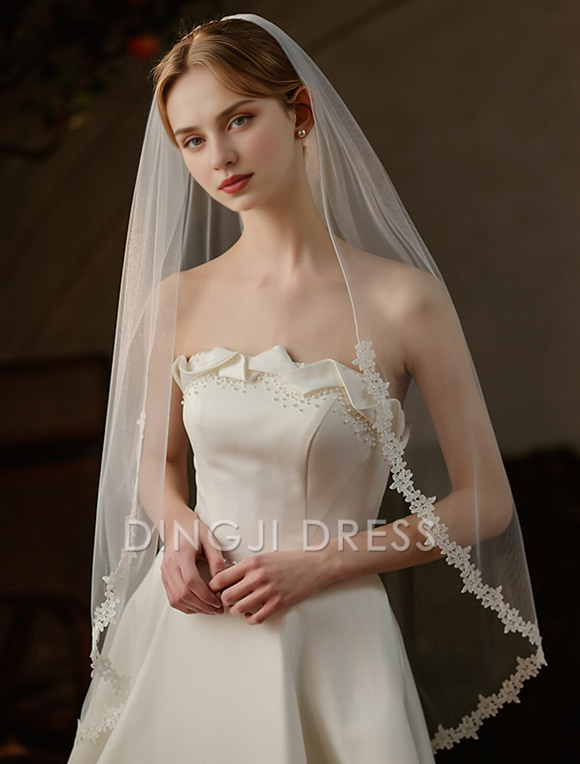 Ding Ji One-tier Sweet Wedding Veil Fingertip Veils Fashion Pure Color Hot Sale Veil