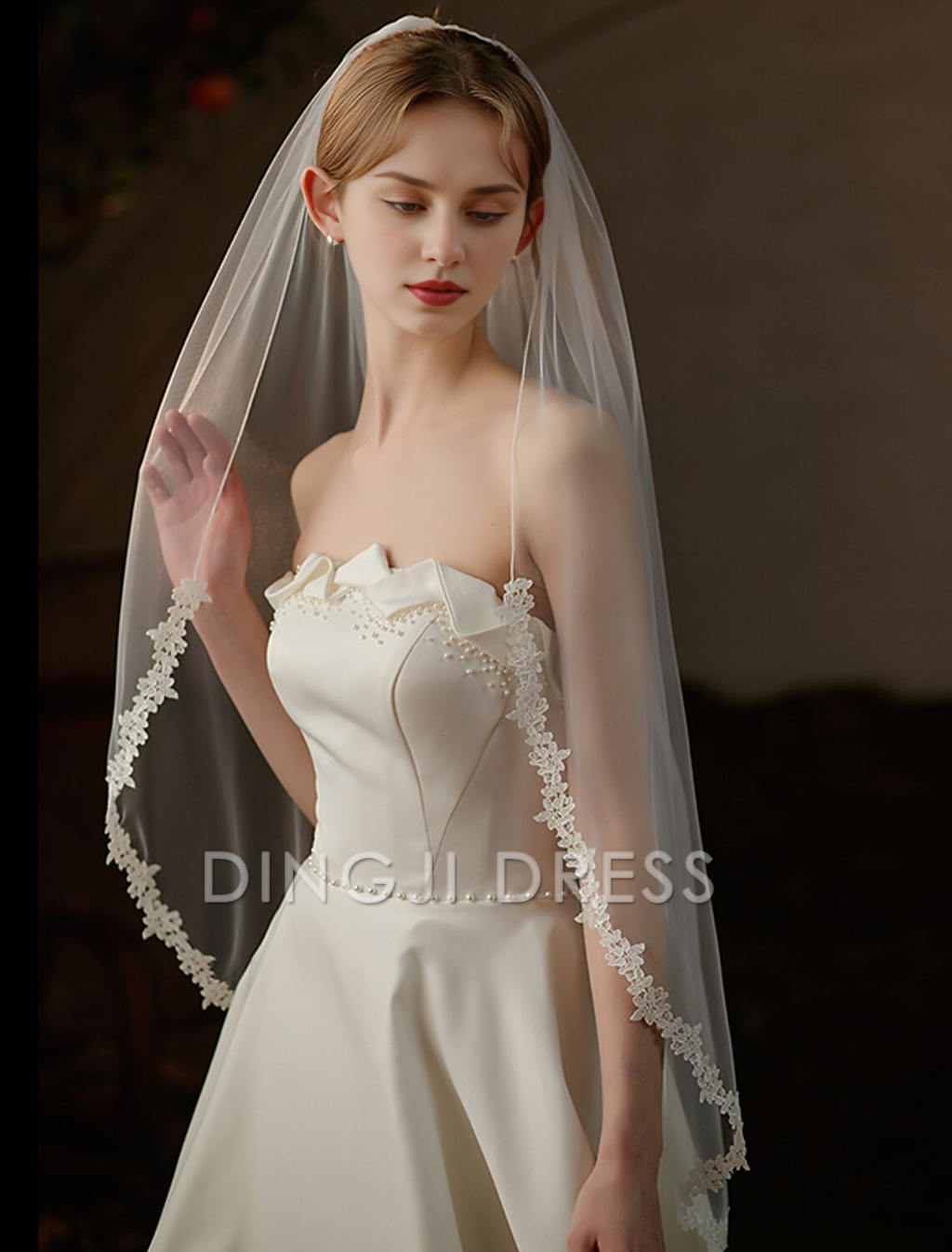 Ding Ji One-tier Sweet Wedding Veil Fingertip Veils Fashion Pure Color Hot Sale Veil