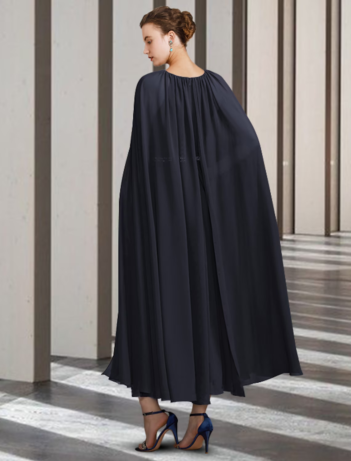 Mother of the Bride Dress Elegant Ankle Length Sleeveless with Pleats Beading Crystal Brooch