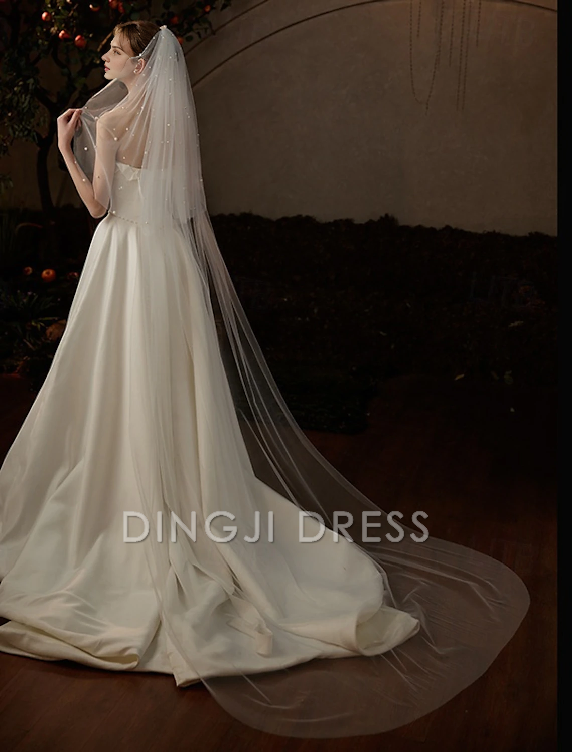 Vintage Red Beaded A-Line Classic-Neck Classic-Sleeve Classic-Back Floor-Length Wedding Dress