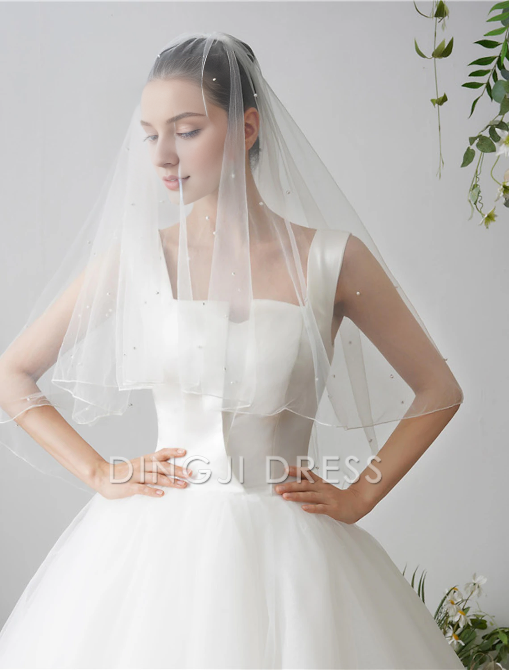 DingJi High Quality Two-tier Pearls Wedding Veil Fingertip Veils Faux Pearl 84.65 in (215cm) Hot Sale Veil