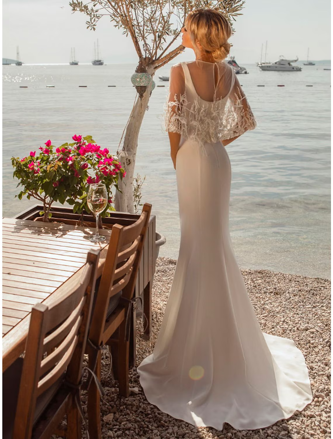 Beach Open Back Casual Wedding Dresses Sleeveless Square With Buttons Beading