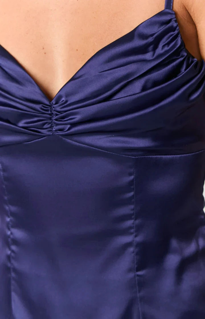 Fitted Sheath V Neck Spaghetti Strap Zipper Back Mini Homecoming Dresses