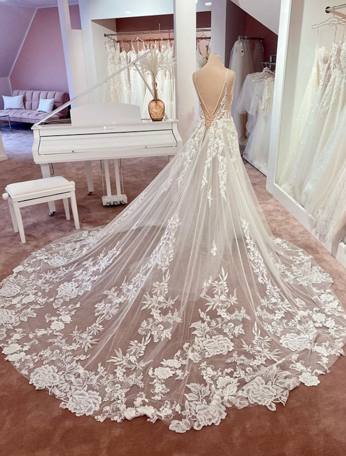 Engagement Open Back Formal Wedding Dresses Chapel Train A-Line Sleeveless Spaghetti Strap With Appliques