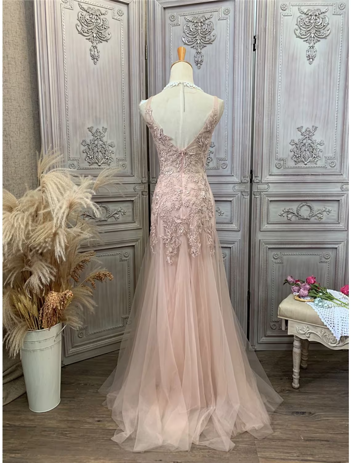 Party Wear Sleeveless V Neck with Appliques
