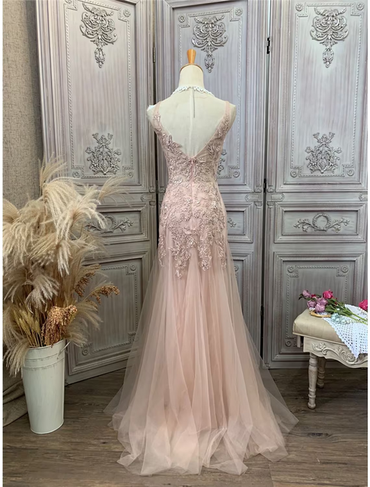 Elegant Red A-Line V-Neck Sleeveless Classic-Back Floor-Length Prom Dress
