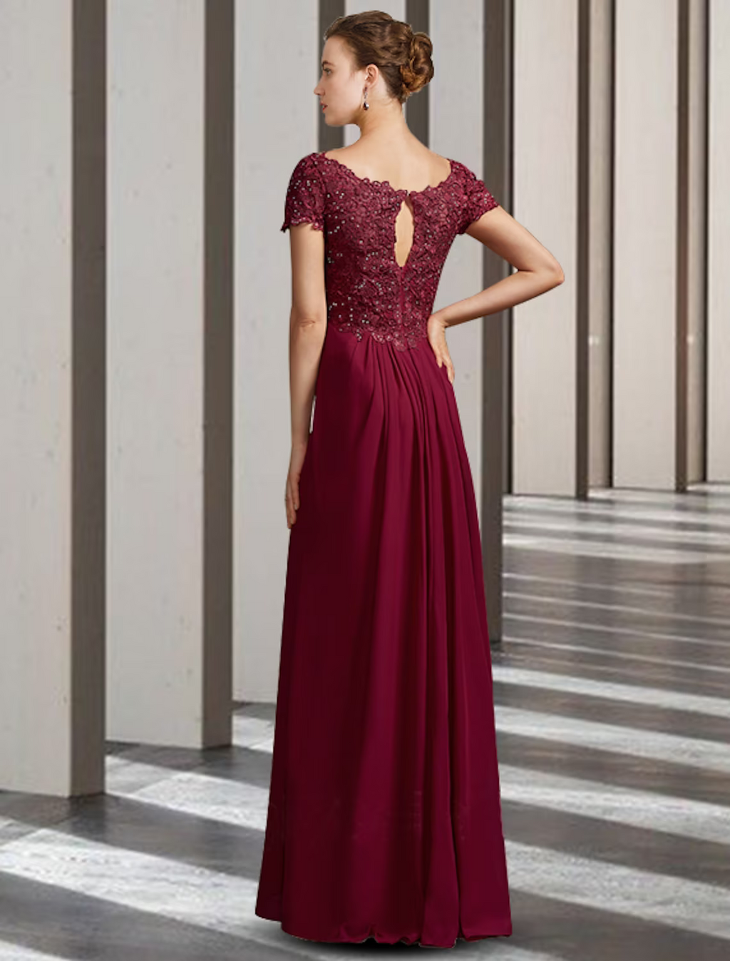 Mother of the Bride Dress Elegant V Neck Floor Length Short Sleeve with Appliques