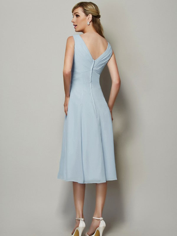 A-Line/Princess V-neck Sleeveless Pleats Short Bridesmaid Dresses