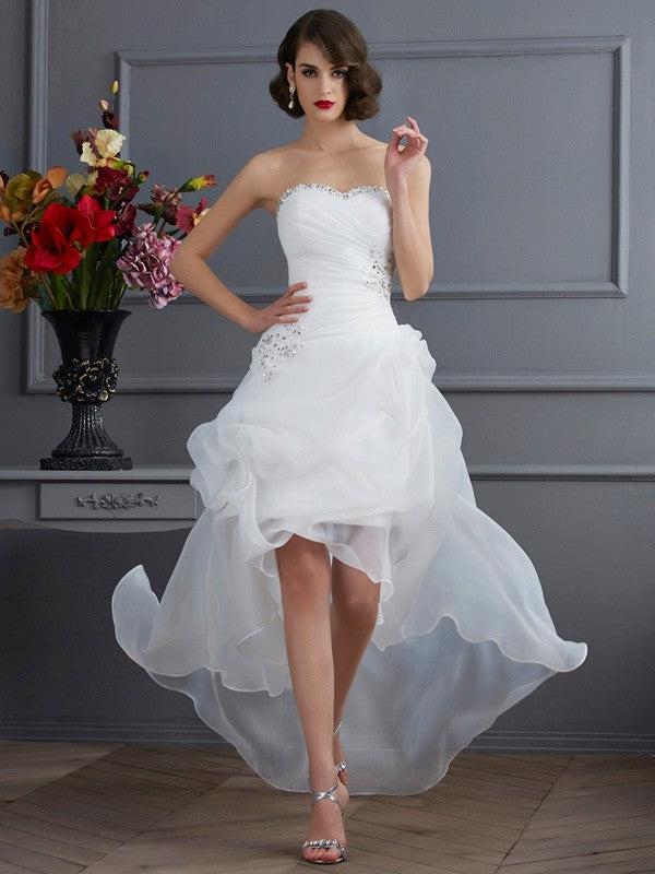 A-Line/Princess Sweetheart Sleeveless Beading High Low Wedding Dresses