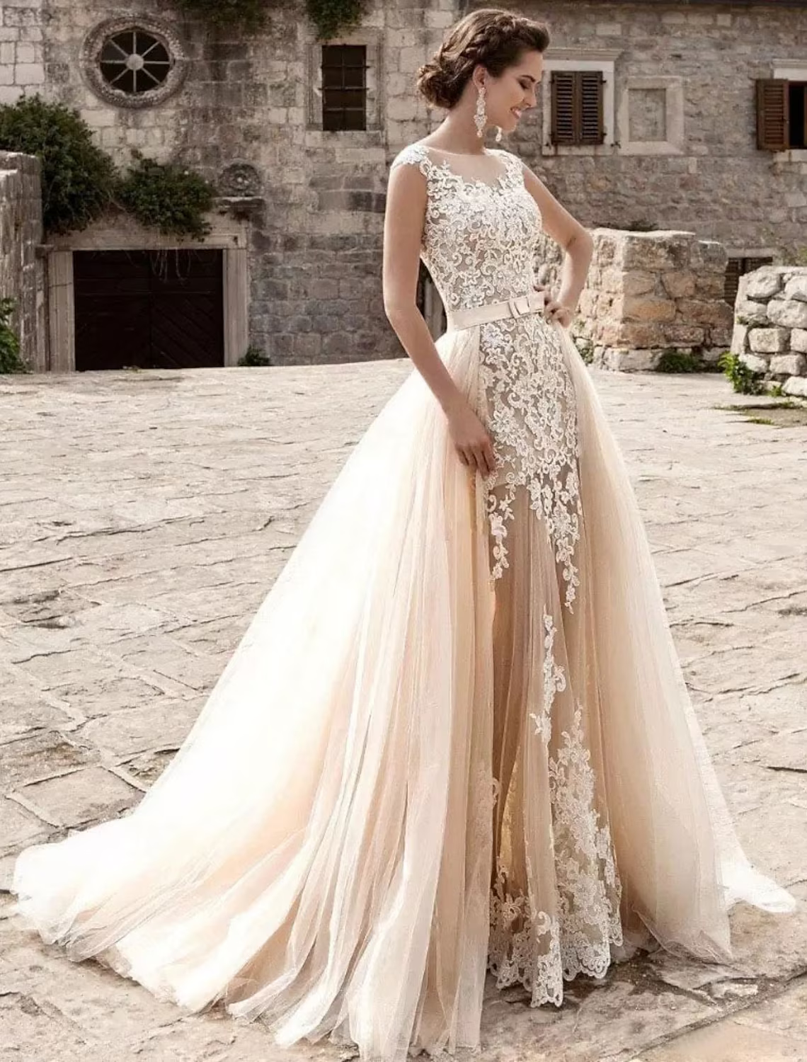 Engagement Formal Wedding Dresses Court Train Cap Sleeve Jewel Neck With Appliques