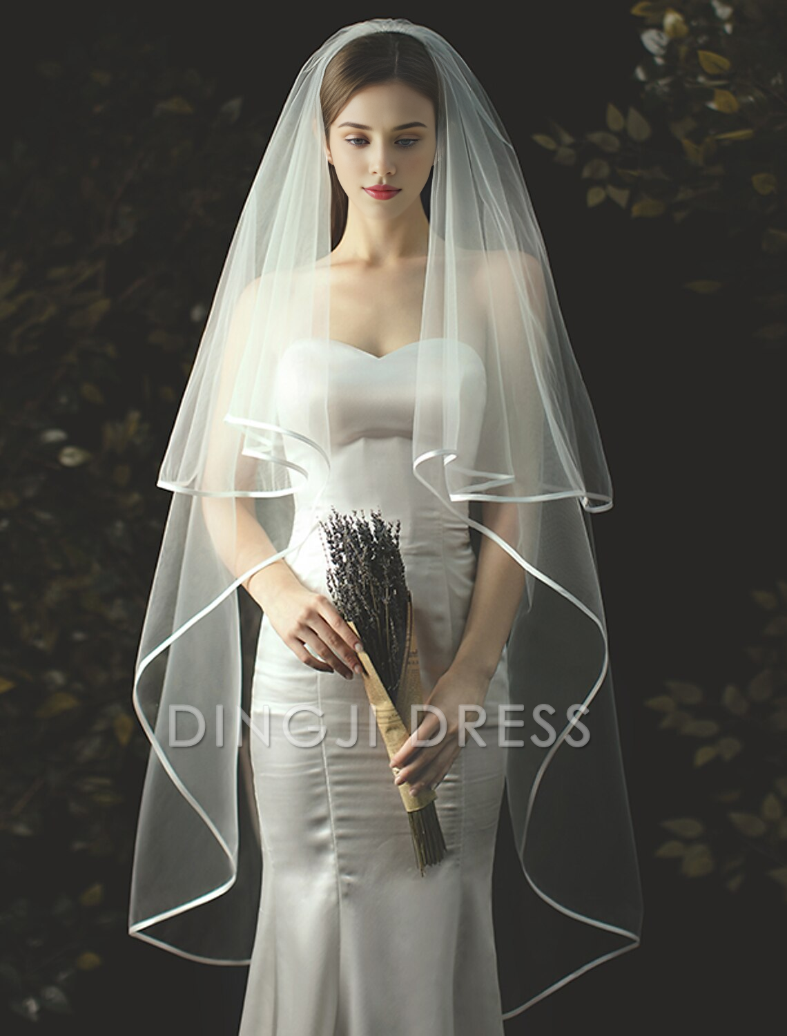 Ding Ji Two-tier Stylish Classic Wedding Veil Chapel Veils Solid Fashion Veil