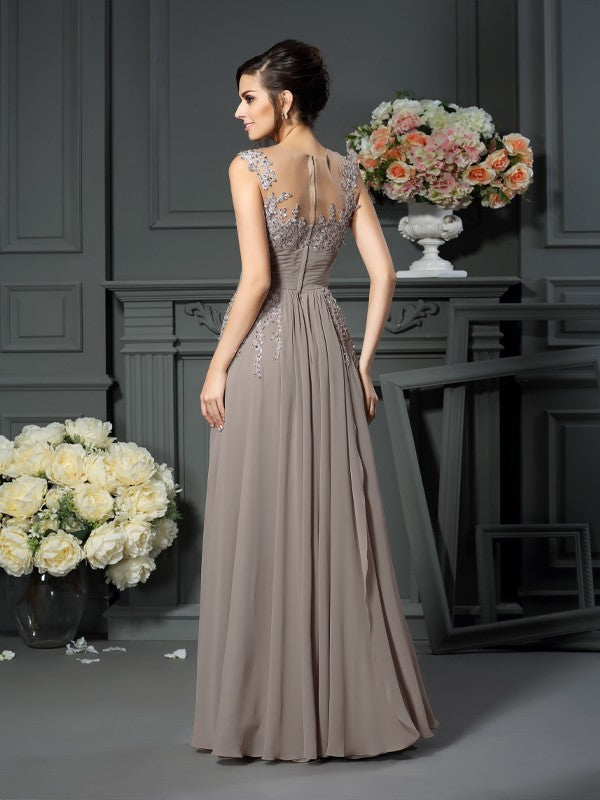 A-Line/Princess Scoop Beading Sleeveless Long Mother of the Bride Dresses