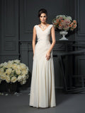 Sheath/Column V-neck Beading Sleeveless Long Mother of the Bride Dresses