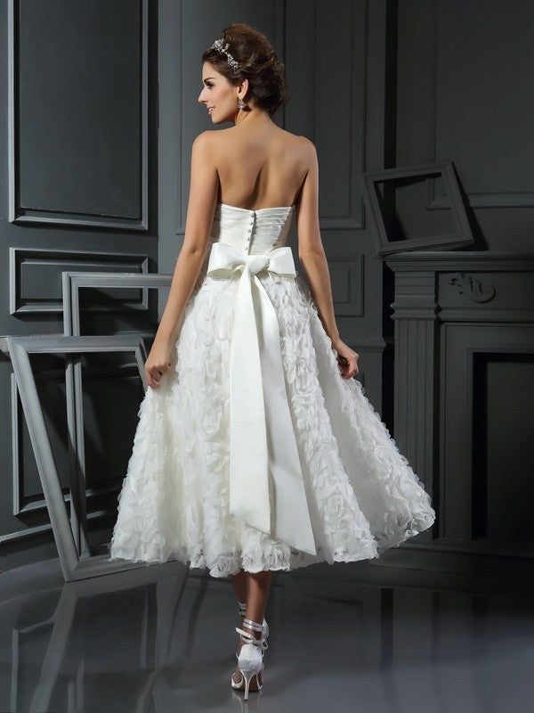 A-Line/Princess Sweetheart Bowknot Sleeveless Short Wedding Dresses