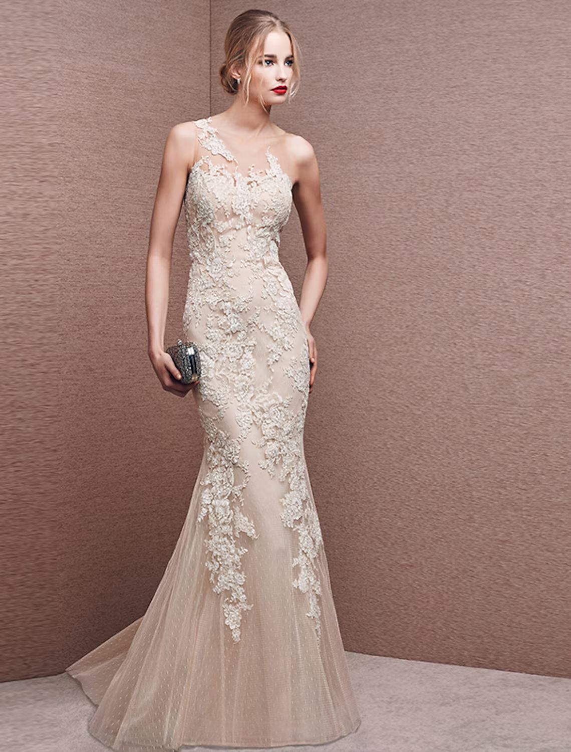 White Back Engagement Formal Evening Dress Sleeveless Floor Length with Appliques