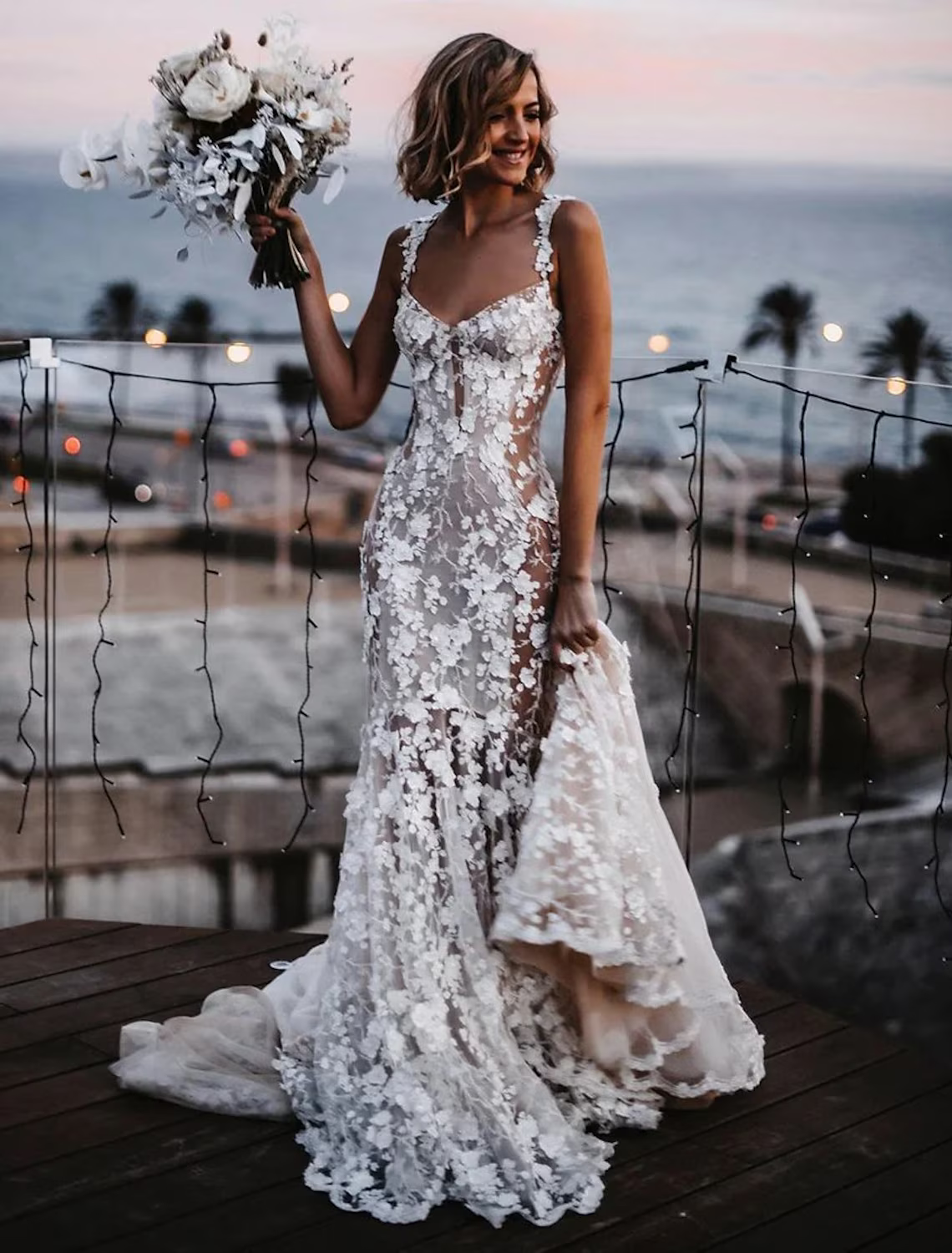 Beach Sexy Boho Wedding Dresses Court Train Sleeveless V Neck With Appliques
