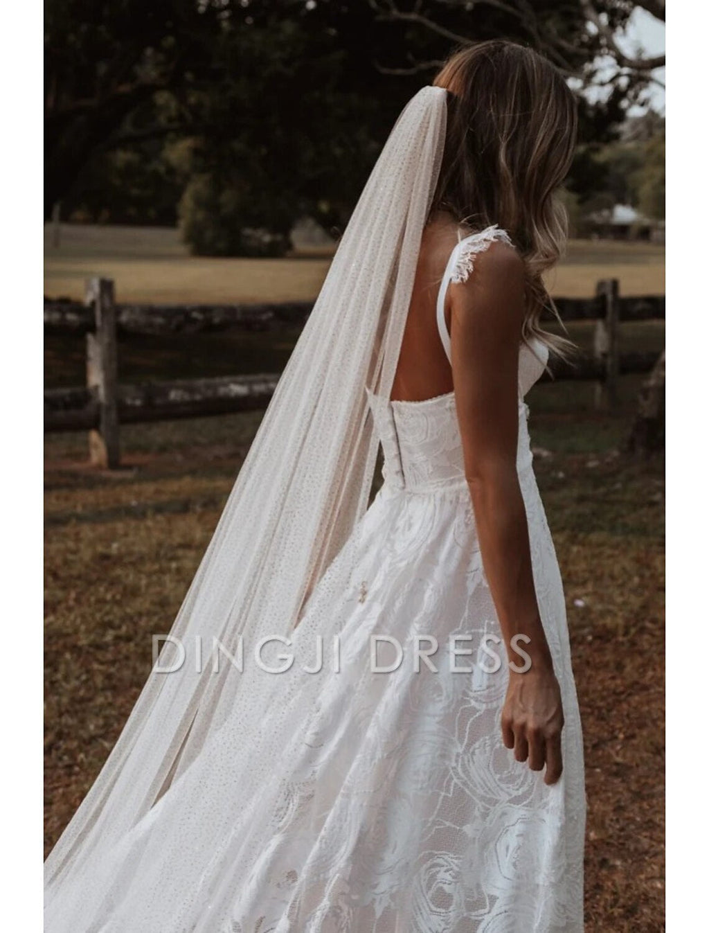 Ding Ji One-tier Simple Sparkle Shine Wedding Veil Cathedral Veils with 110.24 in (280cm) Charming Hot Sale Veil