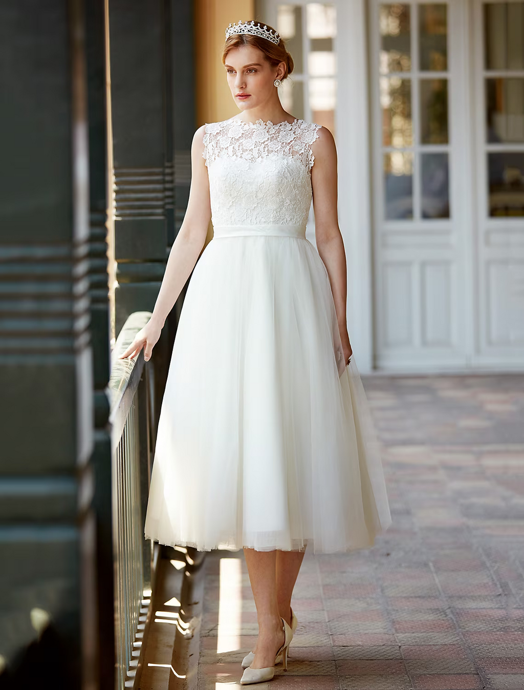 White Little Dresses Wedding Dresses Length A-Line Regular Straps Neck Over With Buttons