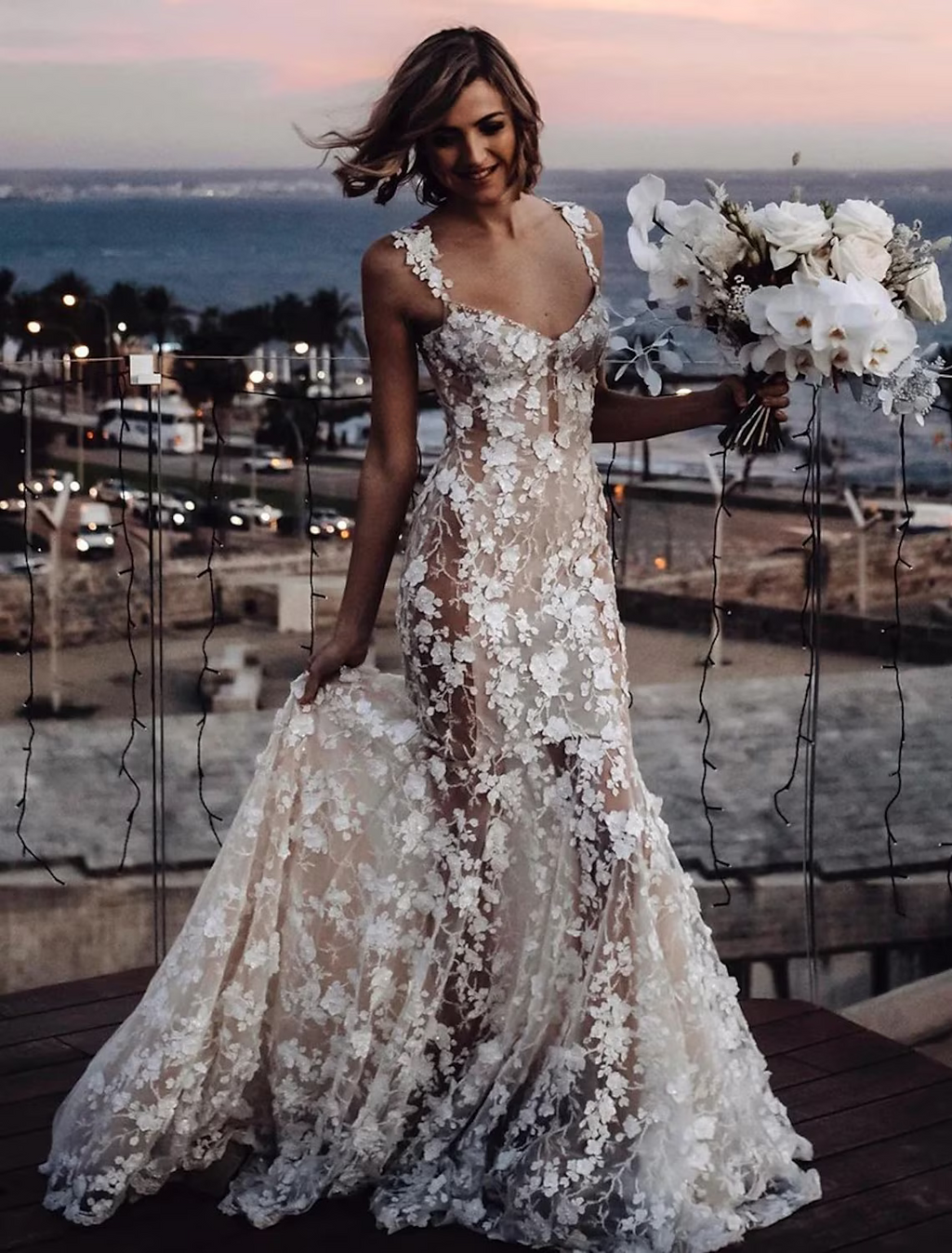 Beach Sexy Boho Wedding Dresses Court Train Sleeveless V Neck With Appliques