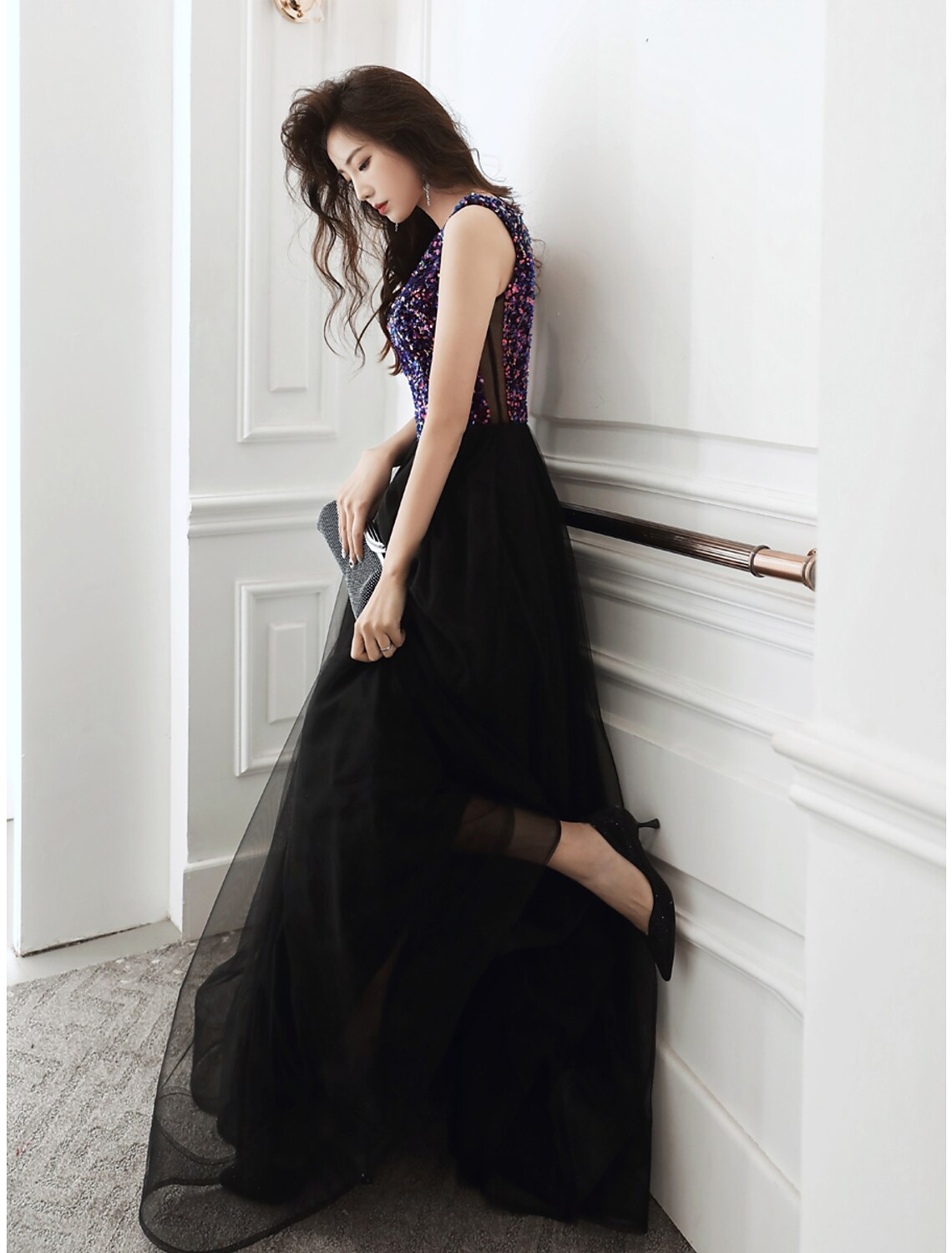 Glittering Wedding Guest Prom Dress V Neck Sleeveless Floor Length