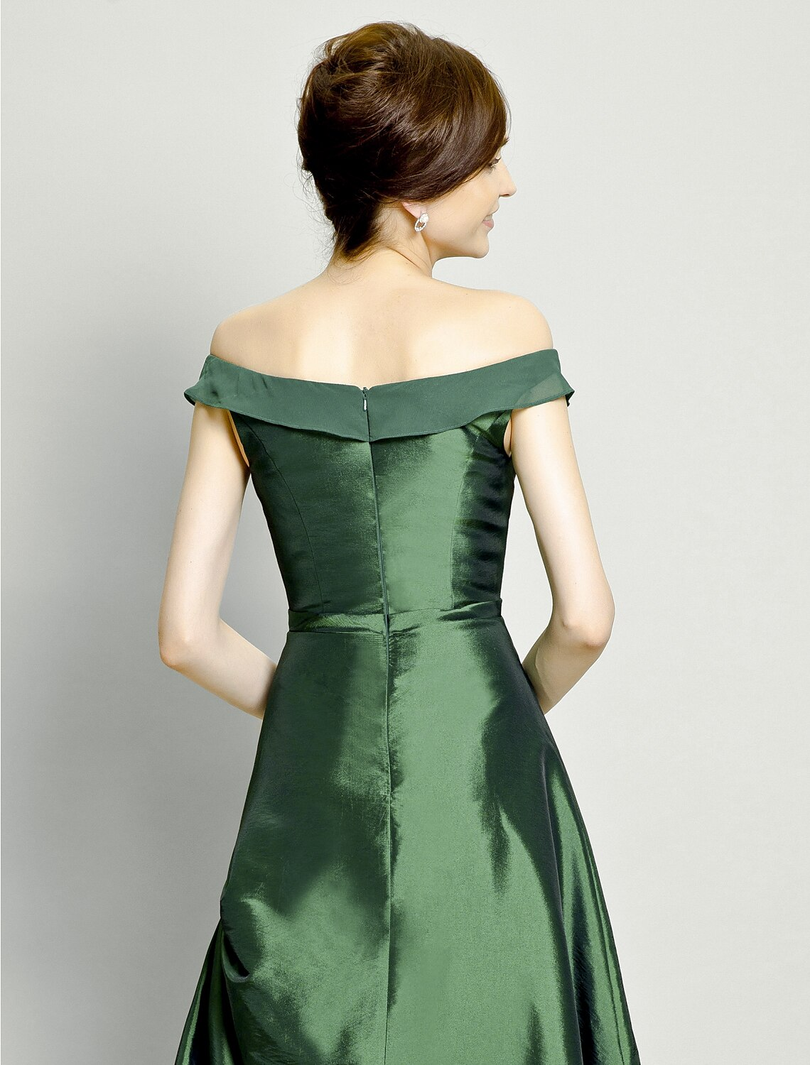 Mother of the Bride Dress Elegant High Low Off Shoulder Asymmetrical Short Sleeve with Pick Up Skirt Bow(s) Beading