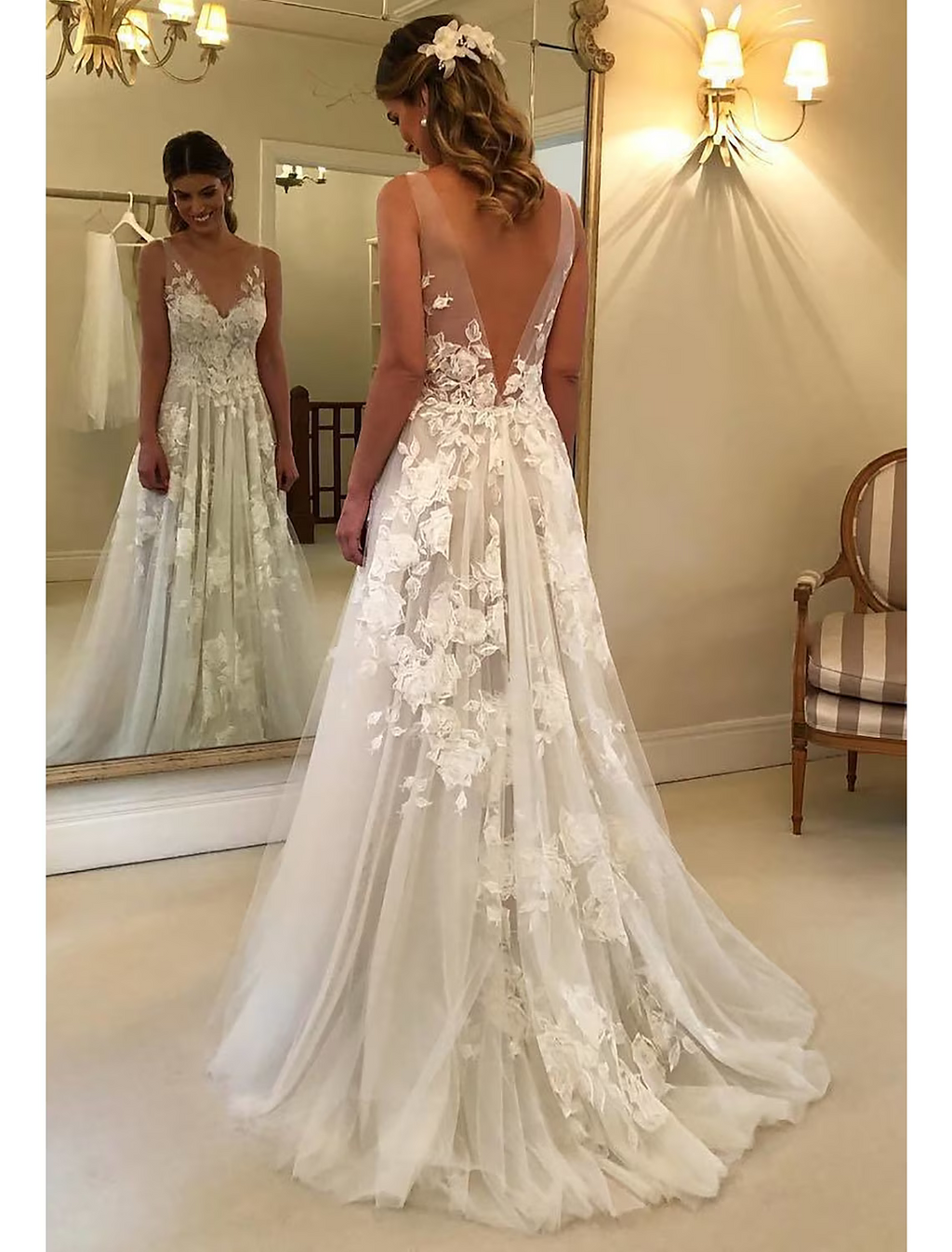 Beach Boho Wedding Dresses Court Train A-Line Sleeveless V Neck With Appliques