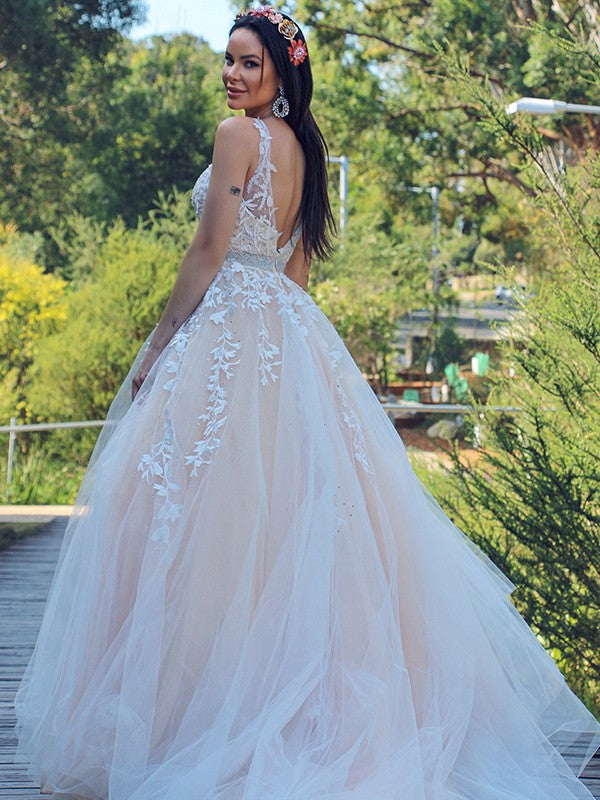 A-Line/Princess Applique Sleeveless V-neck Sweep/Brush Train Dresses
