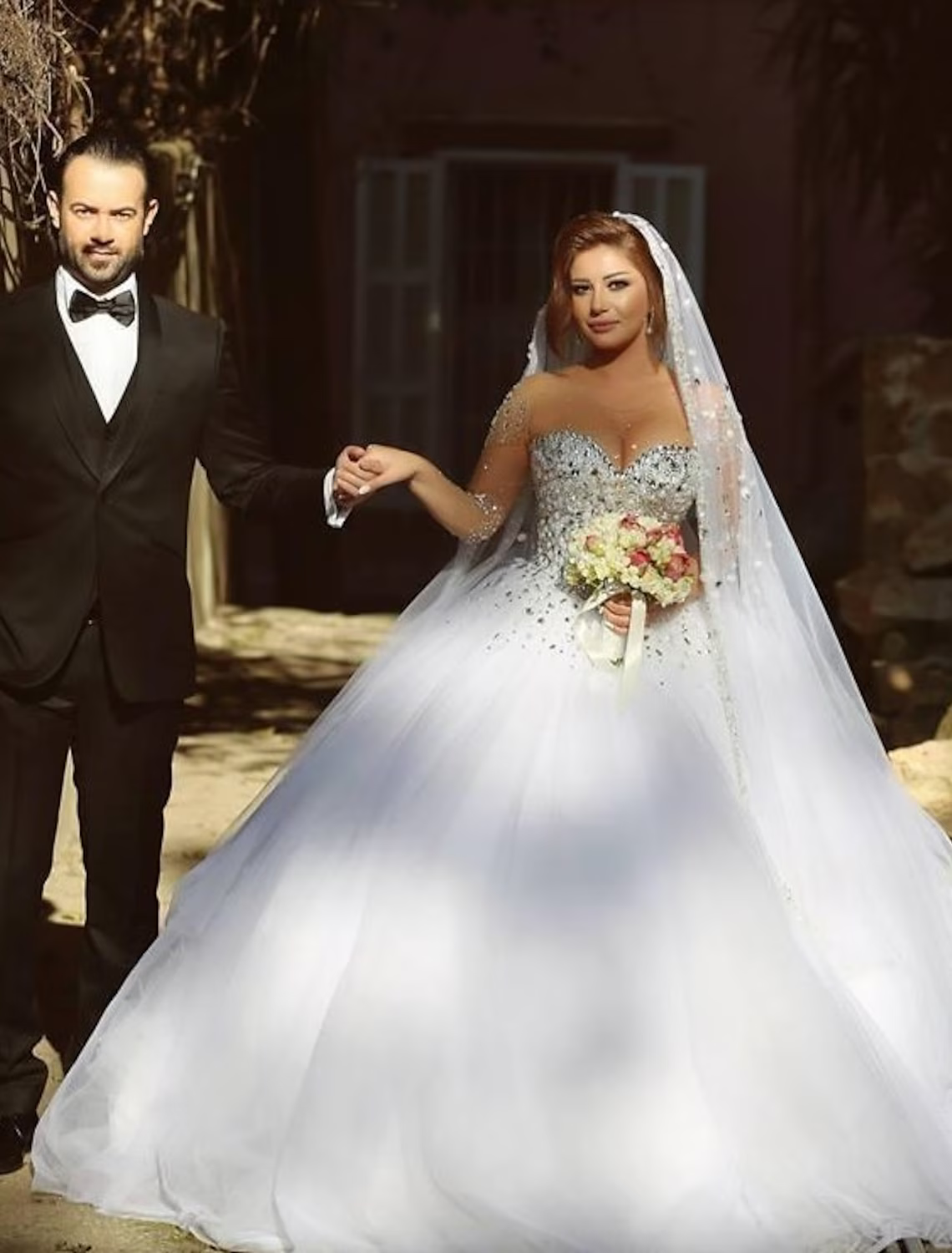 Engagement Formal Wedding Dresses Court Ball Gown Long Sleeve Jewel Neck With Crystals Beading